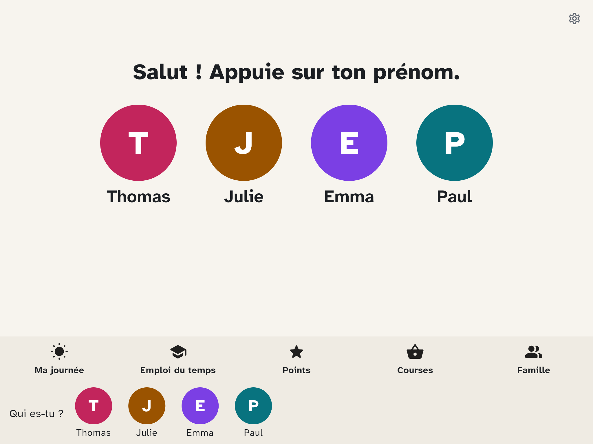 Les prénoms de la famille sur la tablette des enfants