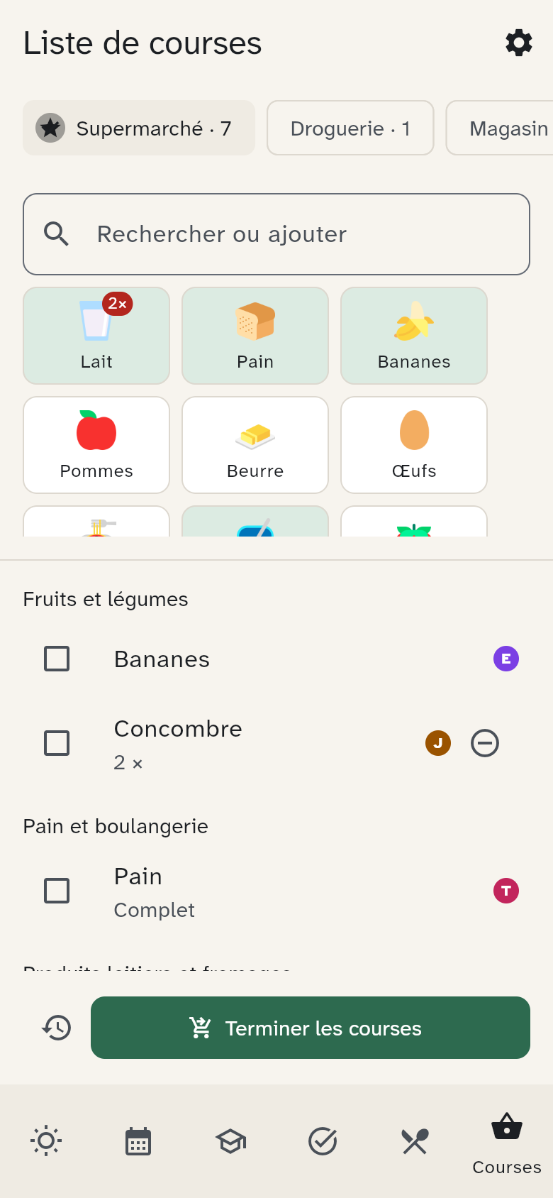 Les tuiles de produits et les courses classées par rayon